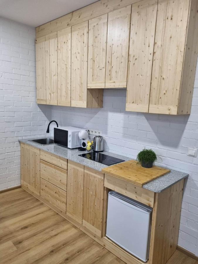 Neris Apartments โชเล ภายนอก รูปภาพ